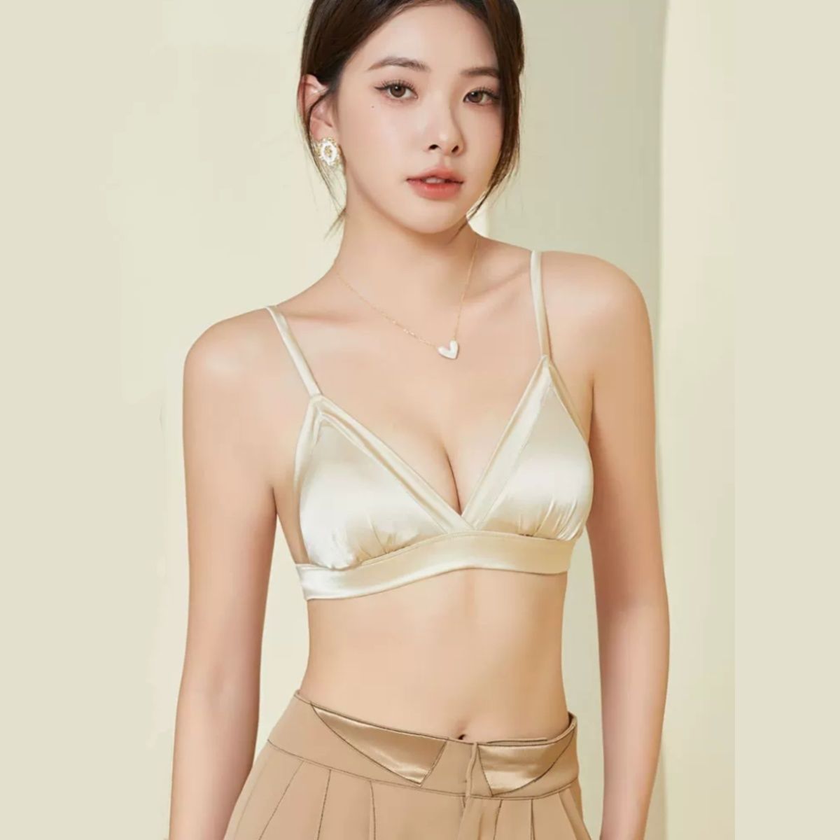 Роскошный бесшовный бюстгальте – обзор и цена Sleep Bra Bralette