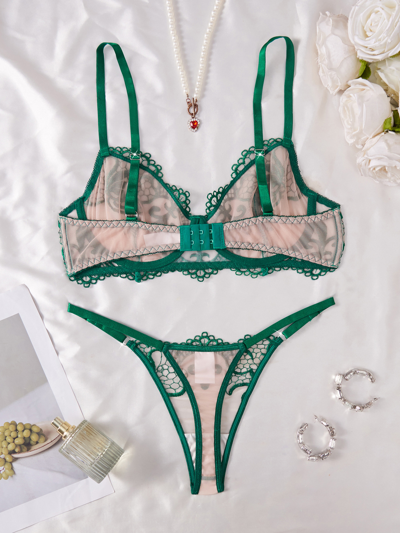 Комплект нижнего белья с двойн – обзор и цена Sheer Mesh Bra