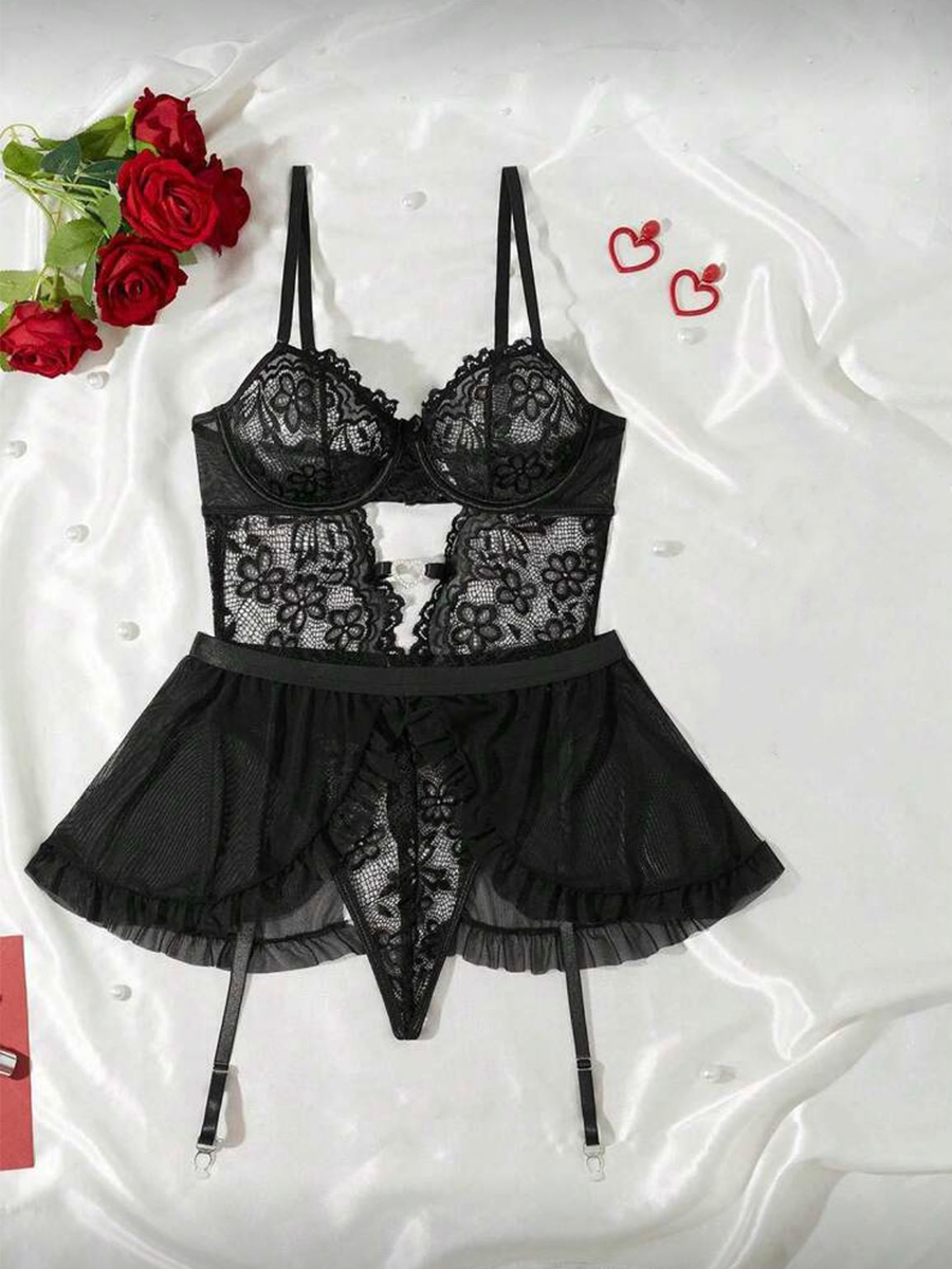 Эротические женские комплекты  – обзор и цена Lace Bralette Set